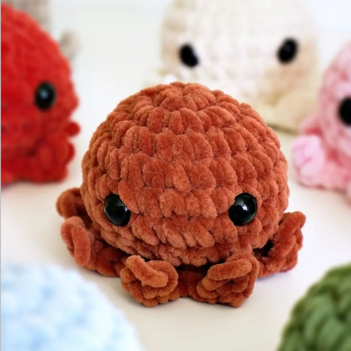 Beginner Mini Crochet Octopus Pattern — Step-by-Step Photos, Clear Instructions, Finish in 2 Hours